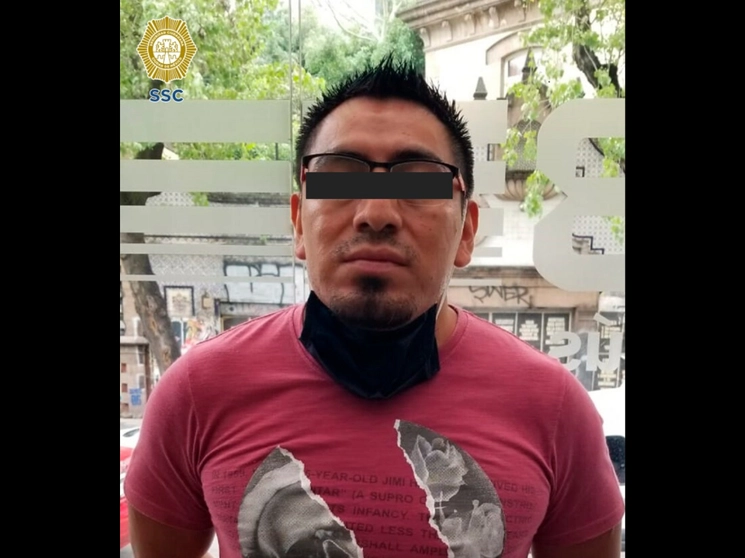 El sujeto fue presentado ante el agente del Ministerio Público especializado, quien definirá su situación jurídica. Foto cortesía de la SSC 