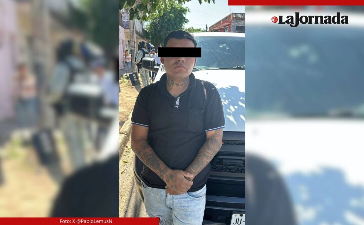 El reporte destaca que el detenido deberá enfrentar a la justicia por el homicidio del joven aficionado de fútbol, puesto que se presume su participación activa en la agresión ocurrida el pasado 24 de octubre en Zapopan. Foto