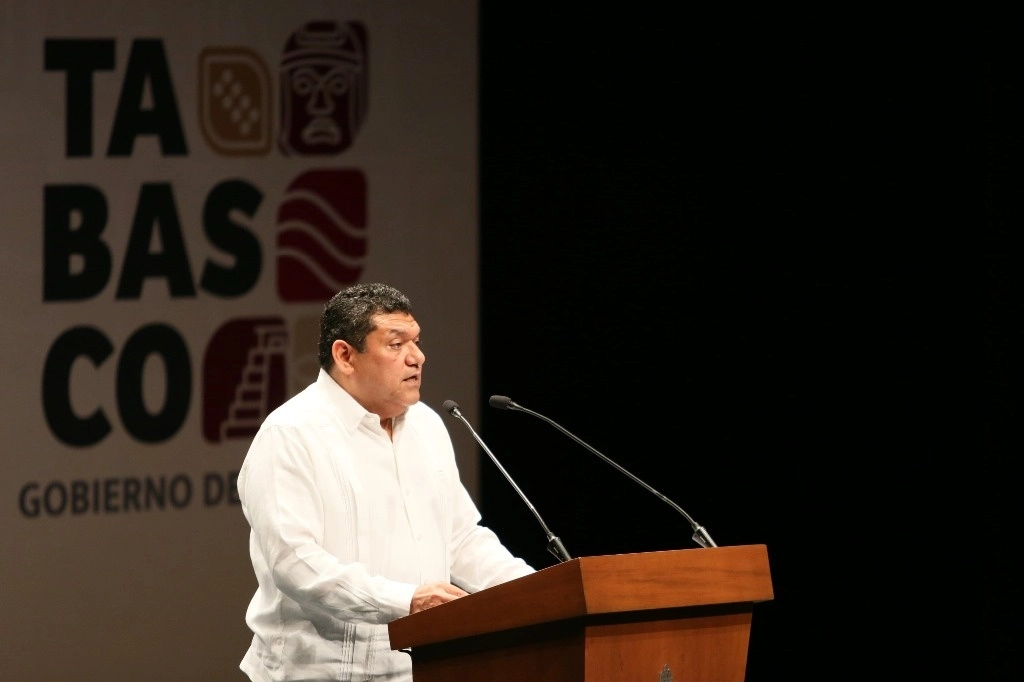 May Rodríguez señaló que en Tabasco hay cero impunidad y afirmó estar convencido de que "en poco tiempo vamos a restablecer la paz en nuestro estado". Foto @TabascoJavier

