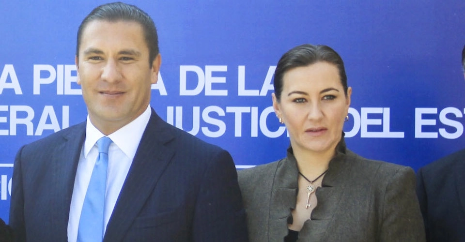 rafael Moreno Valle y Martha Érika Alonso en imagen de archivo. Foto Cuartoscuro