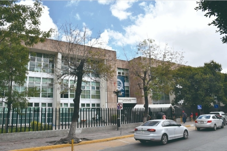 La Fiscalía General de San Luis Potosí informó, vía Twitter, que la detención del funcionario ocurrió en la capital del estado, el 3 de mayo de 2022. Foto tomada del Twitter de @FiscaliaSLP