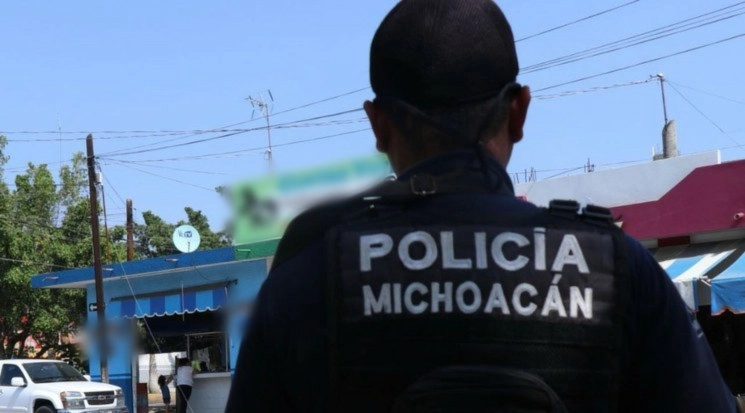 Un elemento de la Policía de Michoacán en actividades. Foto Twitter @MICHOACANSSP