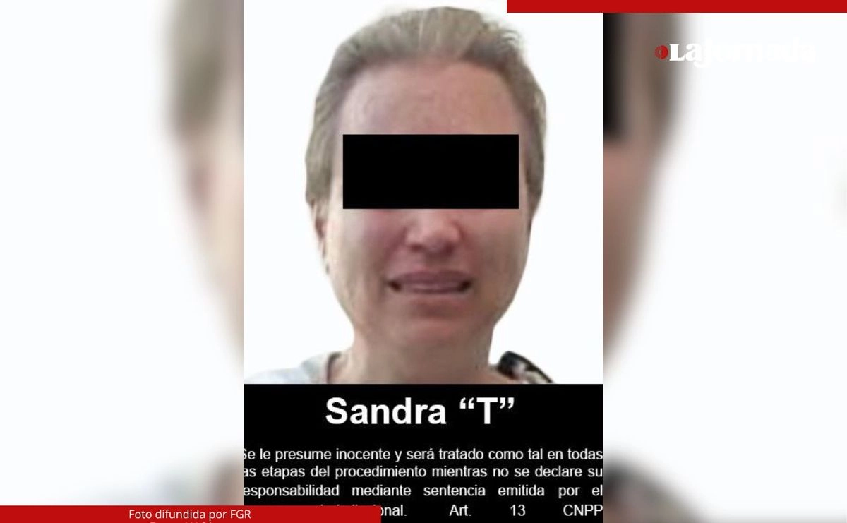 Sandra "T" se encontraba prófuga en territorio estadunidense. Tras diversas gestiones realizadas por la Fiscalía Especial para Asuntos Internacionales de la FGR, se efectuó su deportación controlada en la Garita l, Puerta México, Dennis DeConcini, en Nogales.
