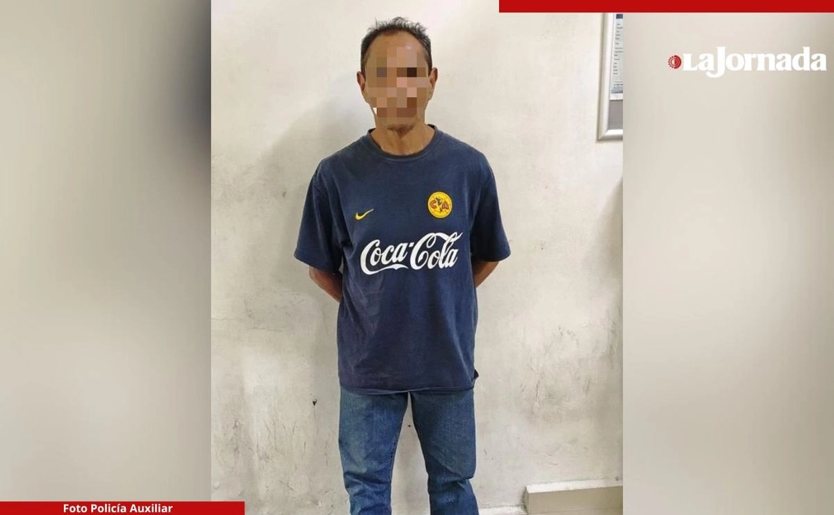 Al notar la presencia policial, las personas intentaron escapar; sin embargo, los uniformados, adscritos a la alcaldía Cuauhtémoc, desplegaron un dispositivo para detenerlos. Foto 