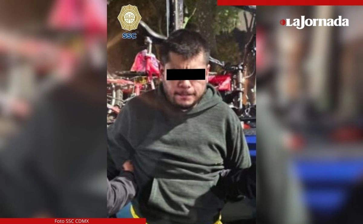 El sujeto de 28 años fue señalado por su pareja sentimental de haberla agredido física y verbalmente, y de haberle robado su bolso de mano; fue capturado por elementos de la SSC en calles de la alcaldía Álvaro Obregón. Foto 