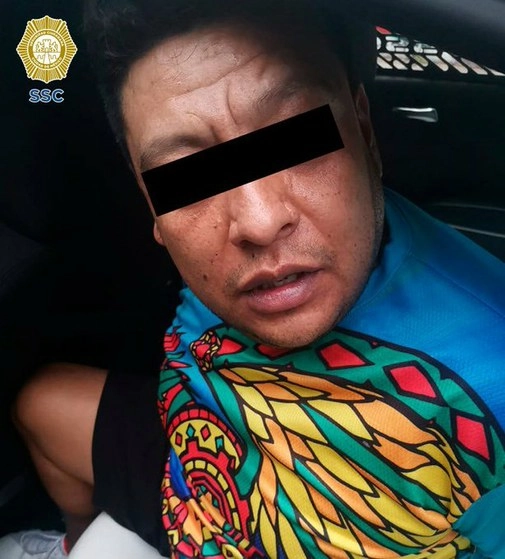 Héctor Rodolfo N, líder del grupo delictivo Los Rodolfo tras su detención. Foto tomada de la cuenta de Twitter @OHarfuch