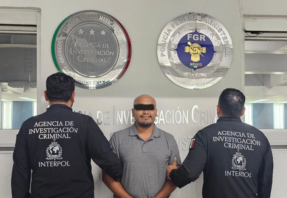 El operativo para detener a a Gabriel “N” fue encabezado por elementos de Fiscalía General de la República, junto con integrantes de las secretarías de la Defensa, de Marina, la Guardia Nacional y de la SSPC. Imagen tomada de X 