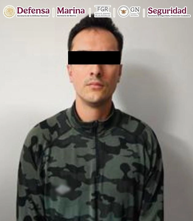 Luego de realizar operativos de cateo en los municipios de Tlajomulco y Zapopan, en el estado de Jalisco, efectivos de la SSPC, a través del Centro Nacional de Inteligencia (CNI), junto con la Secretaría de la Defensa Nacional (Defensa), Secretaría de Marina-Armada de México (Semar), Fiscalía General de la República (FGR) y Guardia Nacional, se dio a conocer la captura de Walter "N".