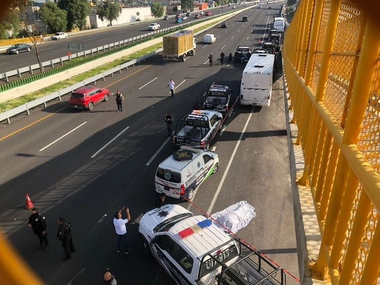 Un chofer de la línea de autobuses de pasajeros México-Tizayuca fue ejecutado en Tecámac, Estado de México, el 7 de septiembre de 2023. Foto Javier Salinas Cesáreo
