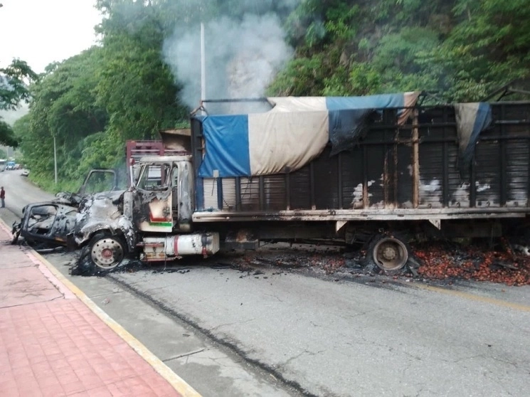 La representación de la FGR en Chiapas detalló que los 18 imputados fueron detenidos durante un operativo de la GN y la Sedena en el municipio de Tonalá. Foto La Jornada / Archivo