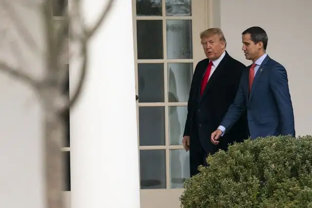 Los seis ejecutivos de Citgo fueron detenidos luego de la reunión de Donald Trump con Juan Guaidó, en Washington, EU. Foto Ap