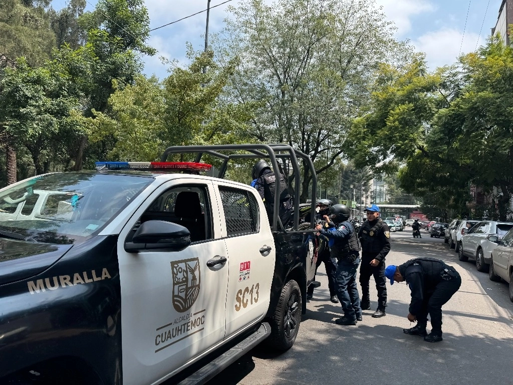 Elementos de la SSC CDMX detuvieron a los cinco sospechosos en calles de la alcaldía Xochimilco. Foto Alfredo Domínguez / Archivo