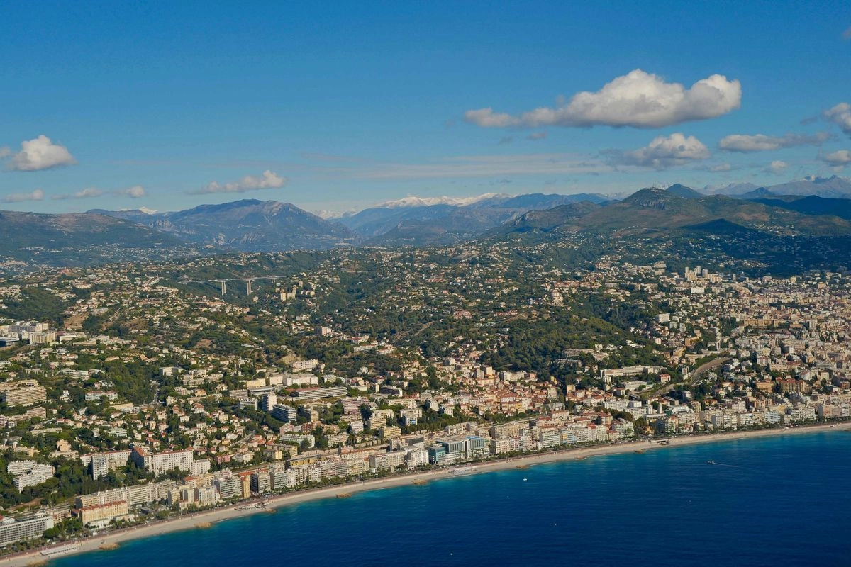 Vista aérea de la riviera francesa. Foto