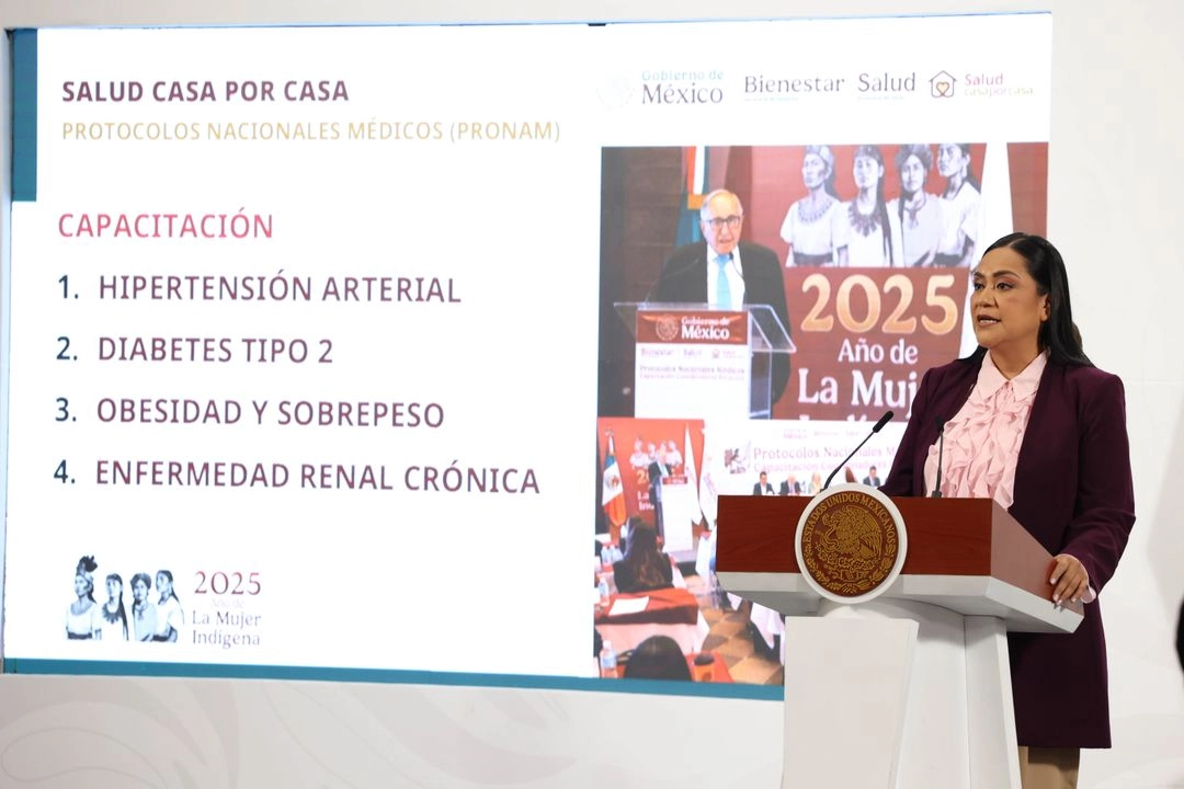 Tras la encuesta que se ha aplicado, indicó Ariadna Montiel, se ha hecho una clasificación de los riesgos y estado de salud de los derechohabientes de los programas sociales de la pensión para adultos mayores, pues se han visitado 8 millones y medio de viviendas hasta ahora.  Foto 