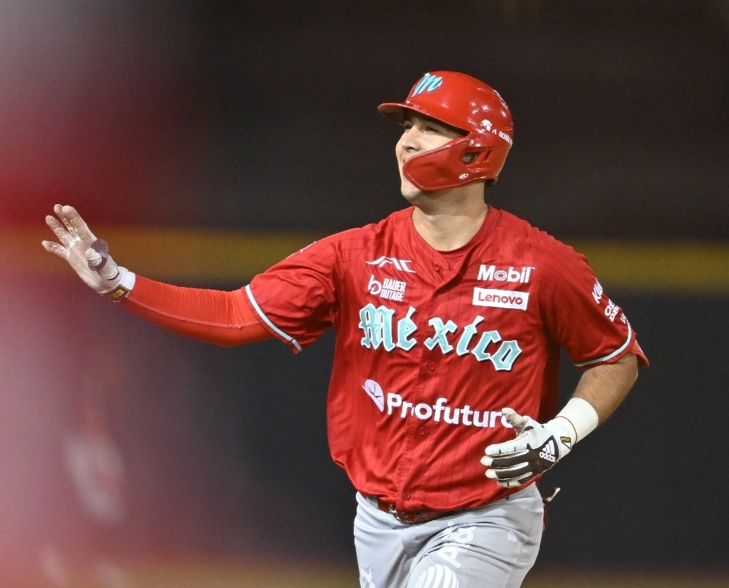Los capitalinos tuvieron una excelente actuación en la cuarta y la novena entrada, donde consiguieron seis y cuatro carreras, respectivamente, para sellar el triunfo y poner 3-1 la serie. Foto tomada de X @DiablosRojosMX