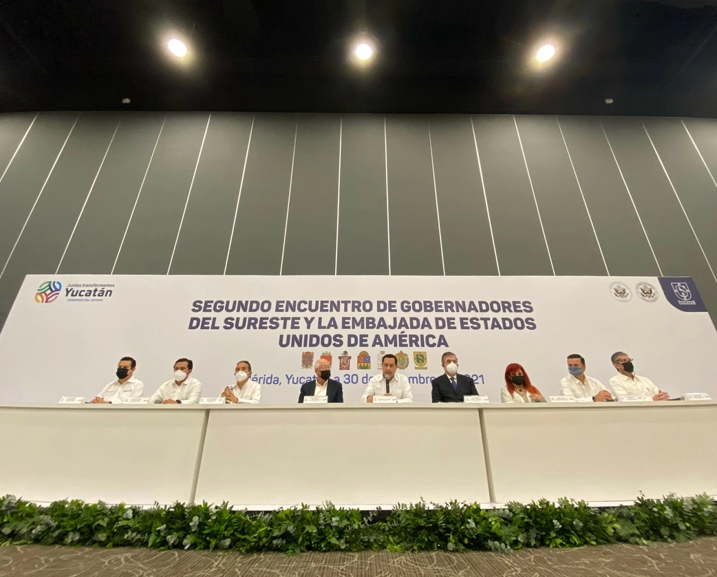 Segundo Encuentro de Gobernadores del Sureste con la Embajada de Estados Unidos de América, el 30 de noviembre de 2021. Foto tomada del Twitter de @USAmbMex