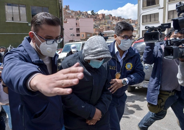 Edwin Characayo, ex ministro de Desarrollo Rural y Tierras fue detenido cuando recibía más de 20 mil dólares para facilitar trámites agrarios. Foto Xinhua