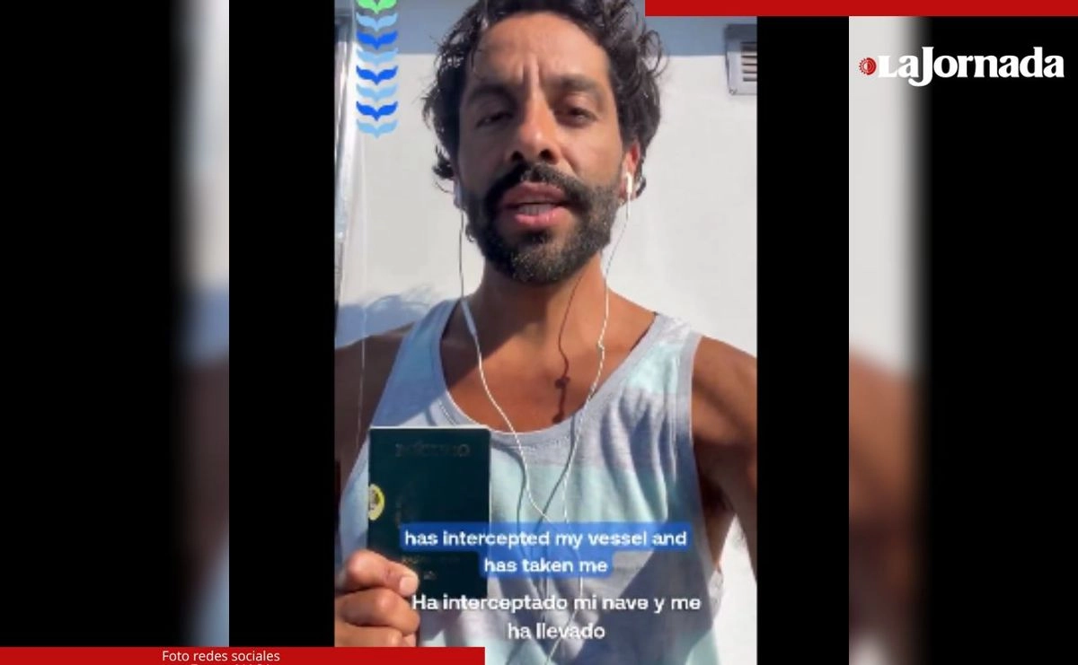 El bailarín y coreógrafo, Diego Vázquez, quien como sus otros compañeros mexicanos difundieron videos en redes sociales para denunciar que habían sido interceptados por el ejército de Israel en su intento por llegar a Gaza 