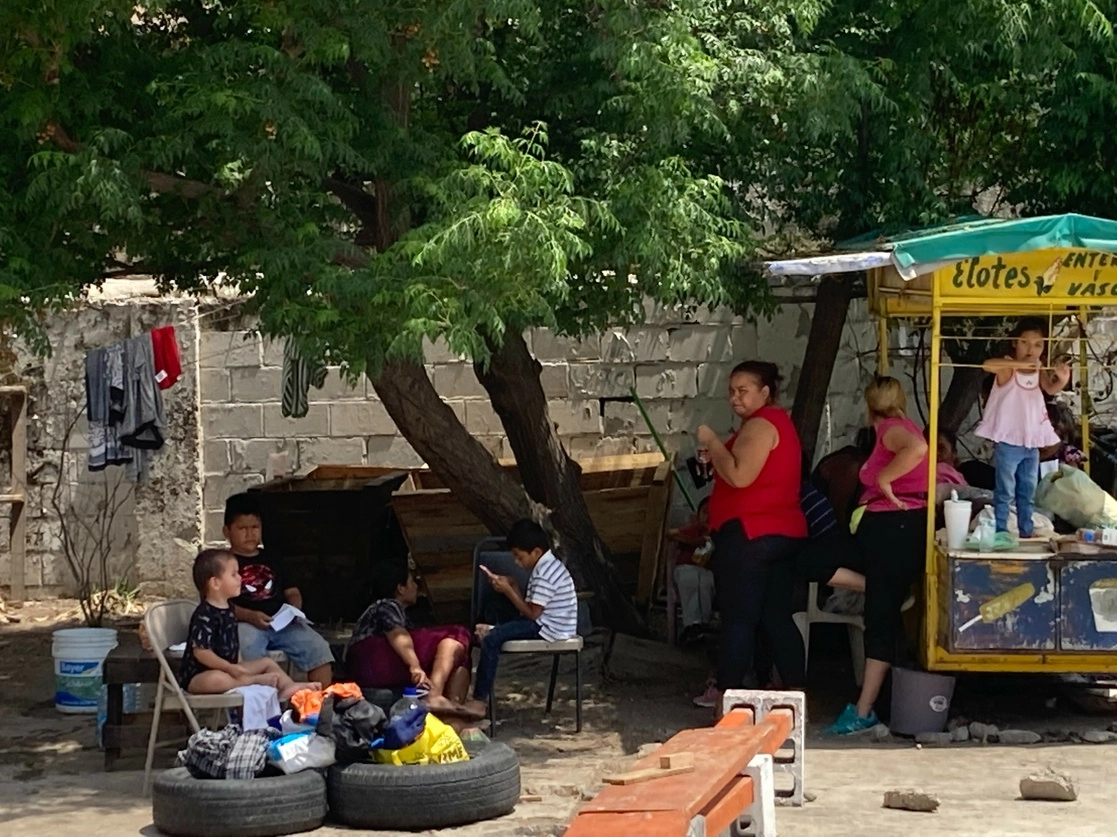 Así viven los migrantes en Nuevo Laredo. Foto Carlos Figueroa