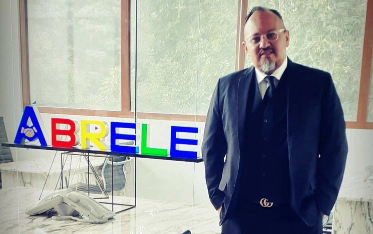 El empresario Gerson Brito Jiménez presentó la plataforma 'Ábrele'. Foto La Jornada