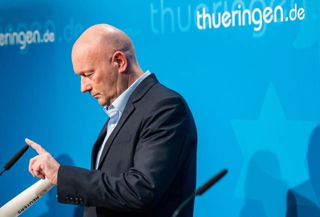 Thomas Kemmerich renunció tres días después de la elección en Turungia, la cual ganó con los votos del partido de extrema derecha, AfD. Foto Afp