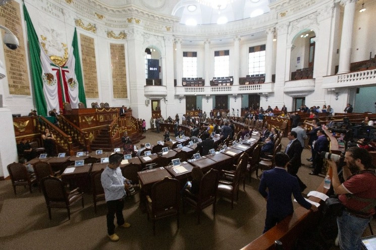 Sesión en el Congreso de la Ciudad de México. Foto LA JORNADA/Pablo Ramos