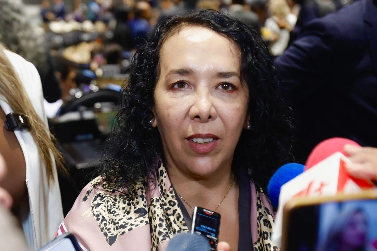 La diputada Hilda Araceli Brown Figueredo, acusada de tener presuntos nexos con el grupo criminal 'Los Mayos', durante la sesión en San Lázaro, en la Ciudad de México, el 18 de septiembre de 2025. Foto 