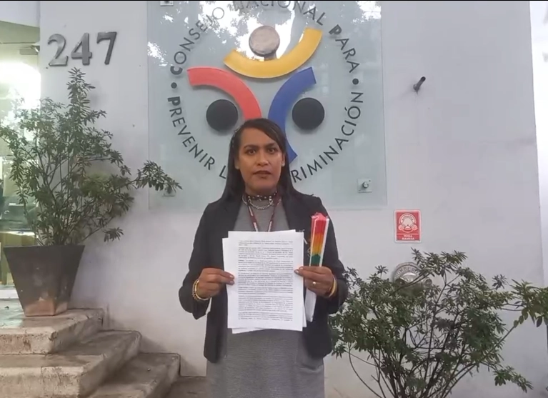 La diputada de Morena, María Clemente García Moreno tras presentar la queja en Conapred.  Fotograma tomado del video emitido en su página de Facebook 