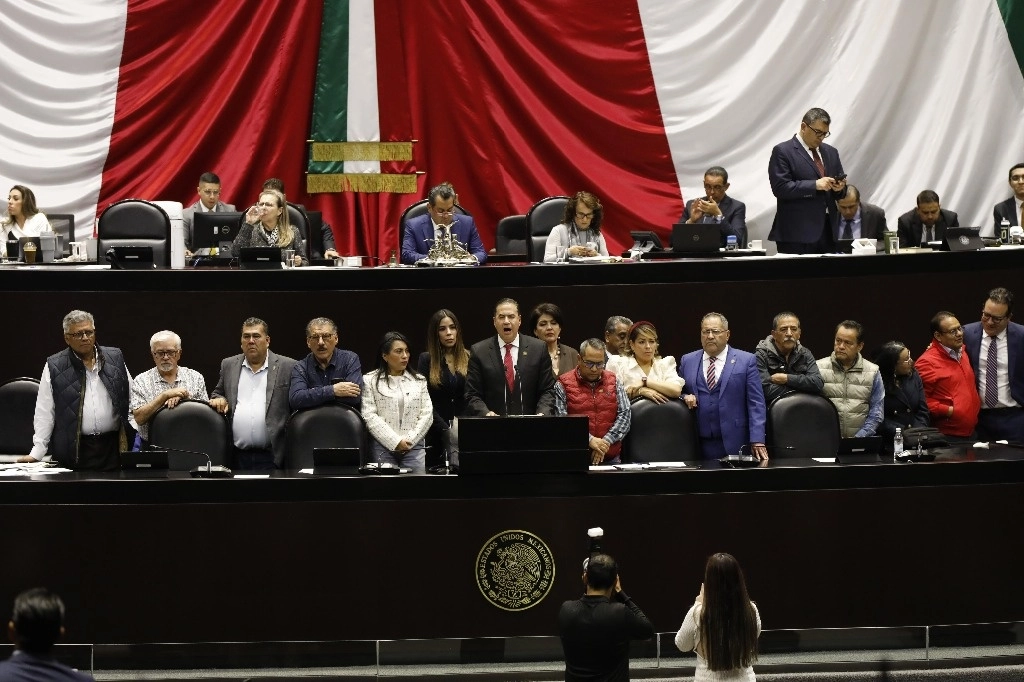 Diputados durante la discusión en lo general del PEF 2025. Foto Germán Canseco