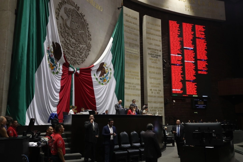 Perspectiva de la sala de sesiones de la Cámara de Diputados. Foto Yazmín Ortega