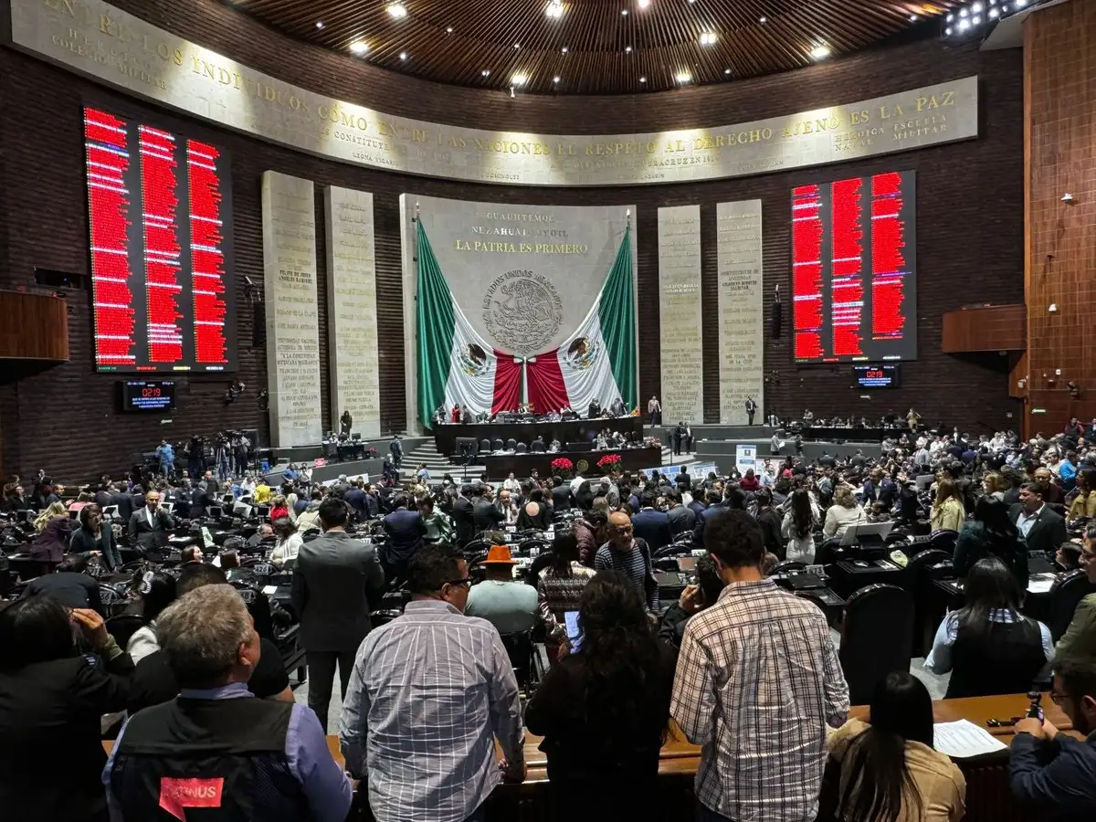 La iniciativa se aprobó con  con 328 votos a favor, 131 en contra y 5 abstenciones. Foto