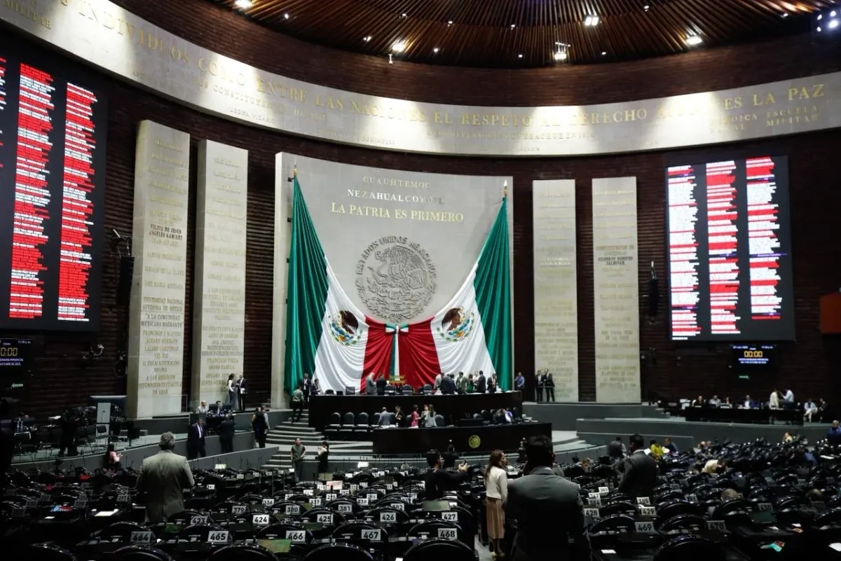 Sesión de la Cámara de Diputados, en la Ciudad de México, el 7 de octubre de 2025. Foto 