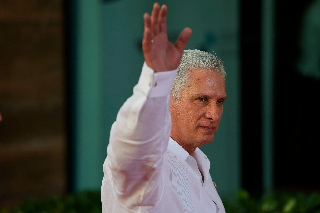 Los diputados cubanos nominaron al actual gobernante Miguel Díaz-Canel para un nuevo mandato de cinco años. Foto Ap