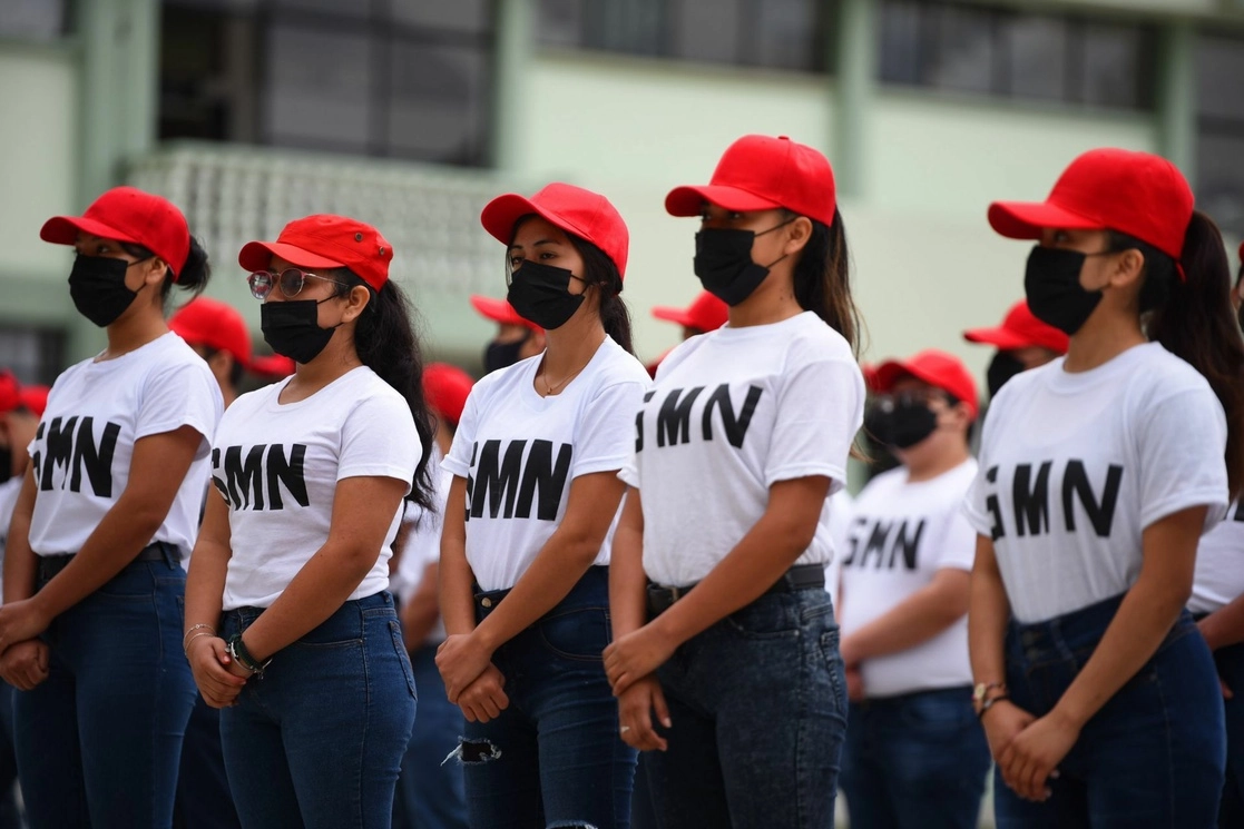Seis jóvenes veracruzanas realizan de forma voluntaria su servicio militar en el 26 Batallón de Infantería, en la localidad de El Lencero de Emiliano Zapata, Veracruz. Foto Cuartoscuro 