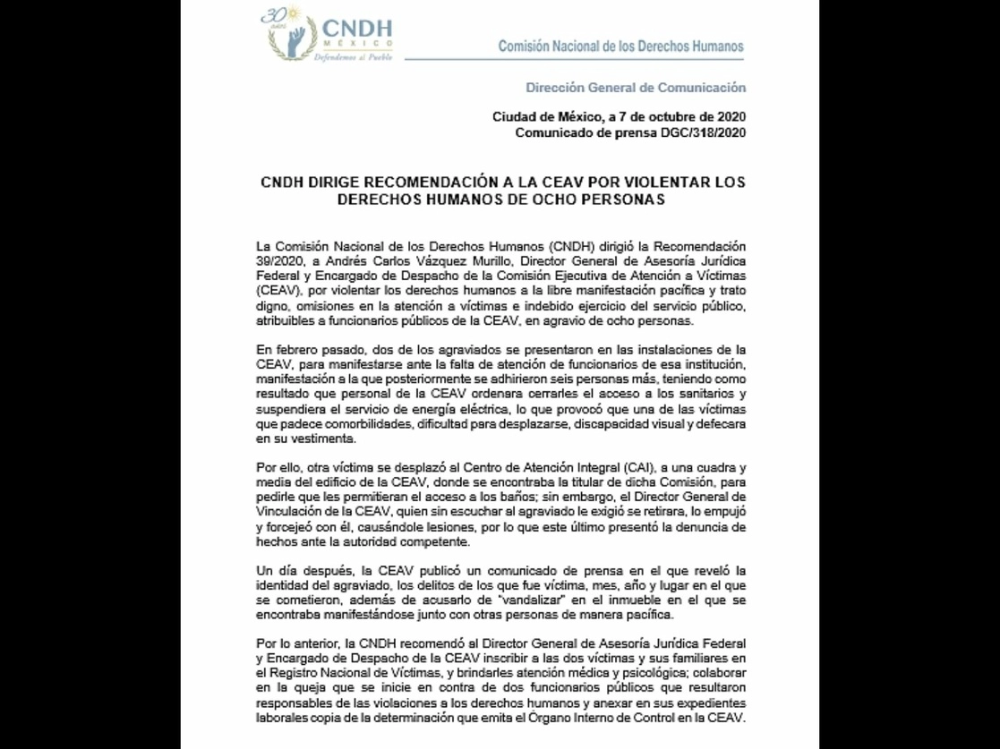 En un comunicado, la CNDH señala que el directivo de la CEAV, Andrés Carlos Vázquez Murillo, habría cometido indebido ejercicio del servicio público en agravio de ocho personas. Imagen tomada del Twitter de @CNDH