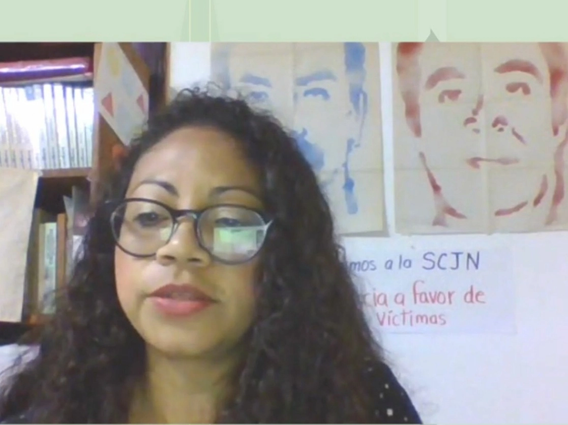 Nadin Reyes, coordinadora del Comité de Familiares de Detenidos Desaparecidos “Hasta Encontrarlos”, en conferencia de prensa virtual, el 10 de febrero de 2021. Imagen tomada de la transmisión en vivo a través del Twitter de @comitecerezo