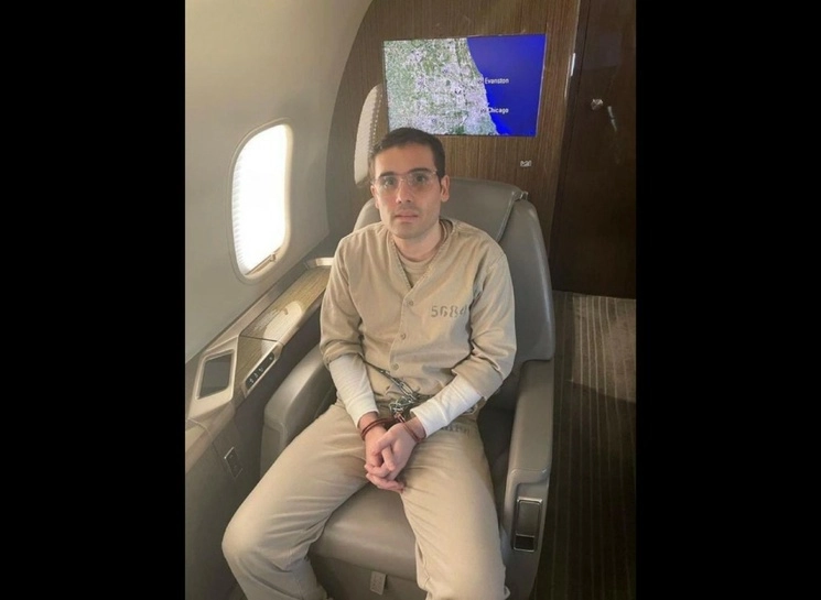 Derek Maltz, ex agente de la Administración de Control de Drogas (DEA, por sus siglas en inglés), difundió esta mañana la imagen de Ovidio Guzmán durante su extradición a Estados Unidos, en su cuenta de la red social X (@derekmaltz_sr), el 16 de septiembre de 2023.