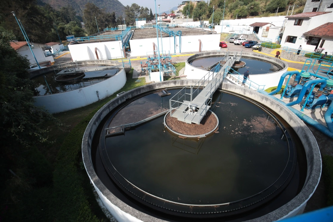 La planta de tratamiento de aguas residuales de Valle de Bravo, parte del Sistema Cutzamala. Foto Luis Castillo / Archivo