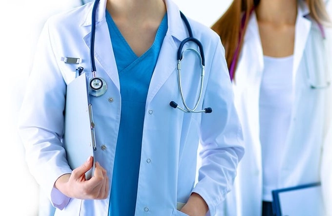 Profesionales de la salud en imagen de archivo. Foto tomada de la cuenta de Twitter @PUIS_UNAM