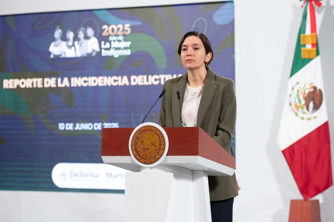 La secretaria Ejecutiva del Sistema Nacional de Seguridad Pública, Marcela Figueroa, durante la conferencia presidencial matutina en Palacio Nacional, en la Ciudad de México, el 10 de junio de 2025. Foto 