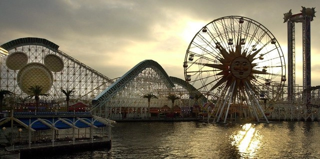 Parque de Diversiones "California Adventure" en California, Estados Unidos. Foto Afp