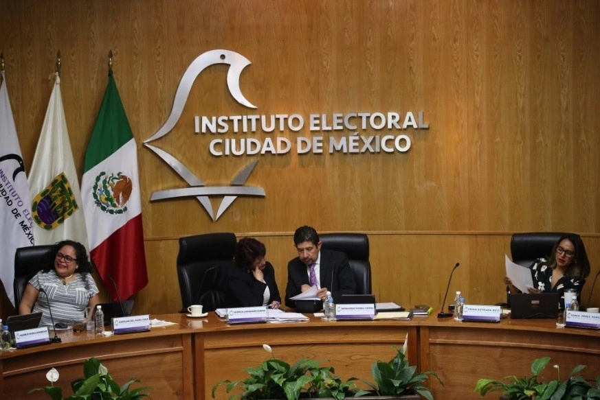 Sesión ordinaria del Consejo General del IECM, en imagen de archivo. Foto Yazmín Ortega Cortés
