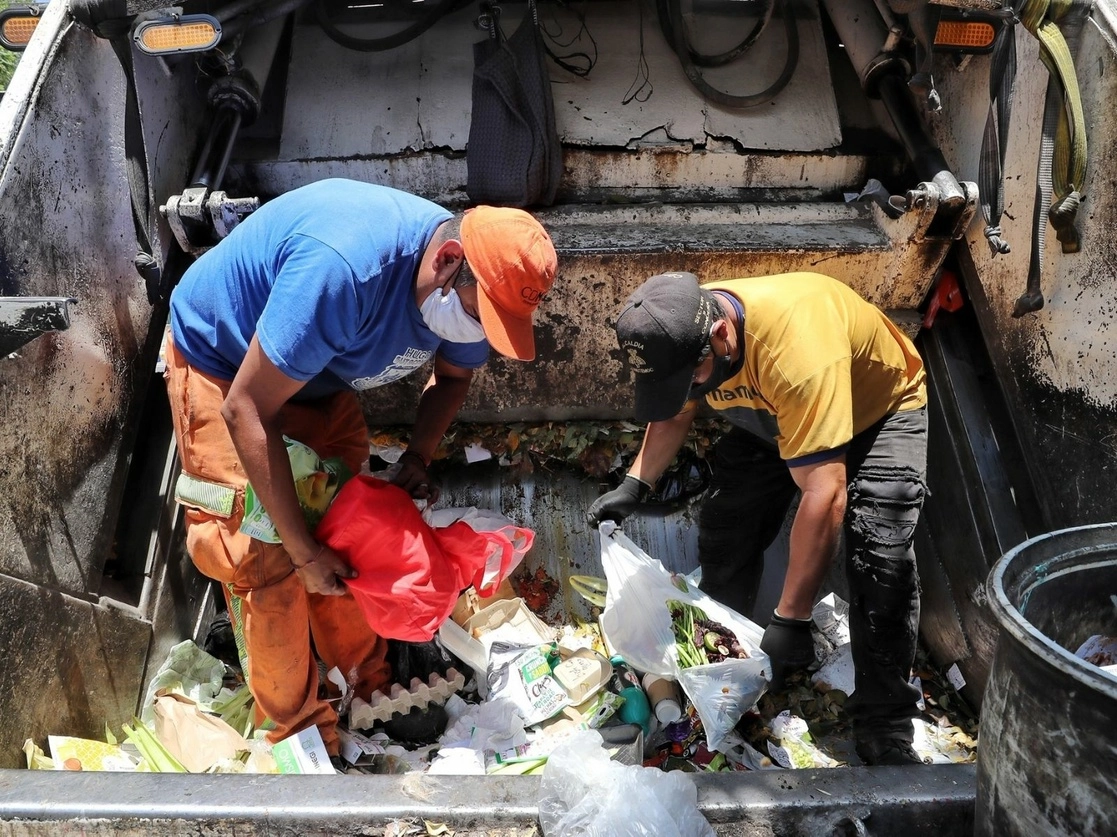 A escala global se producen 300 millones de toneladas anuales de residuos plásticos. Foto Marco Peláez / Archivo 