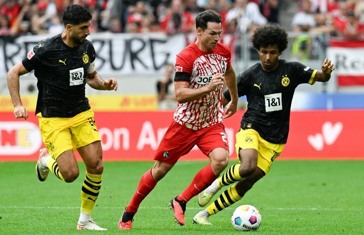 La victoria del Dortmund fue un respiro luego que se comenzará a hablar de una crisis en el equipo por el mal inicio de torneo. Foto Afp
