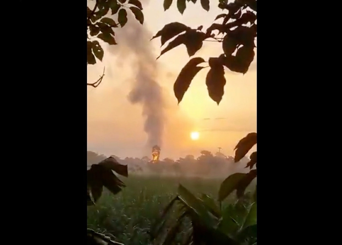 La fuga de gas y la explosión se registró en ‘La Petrolera’, zona ubicada entre los municipios de Tuxtilla y Chacaltianguis. Foto ‘La Jornada’