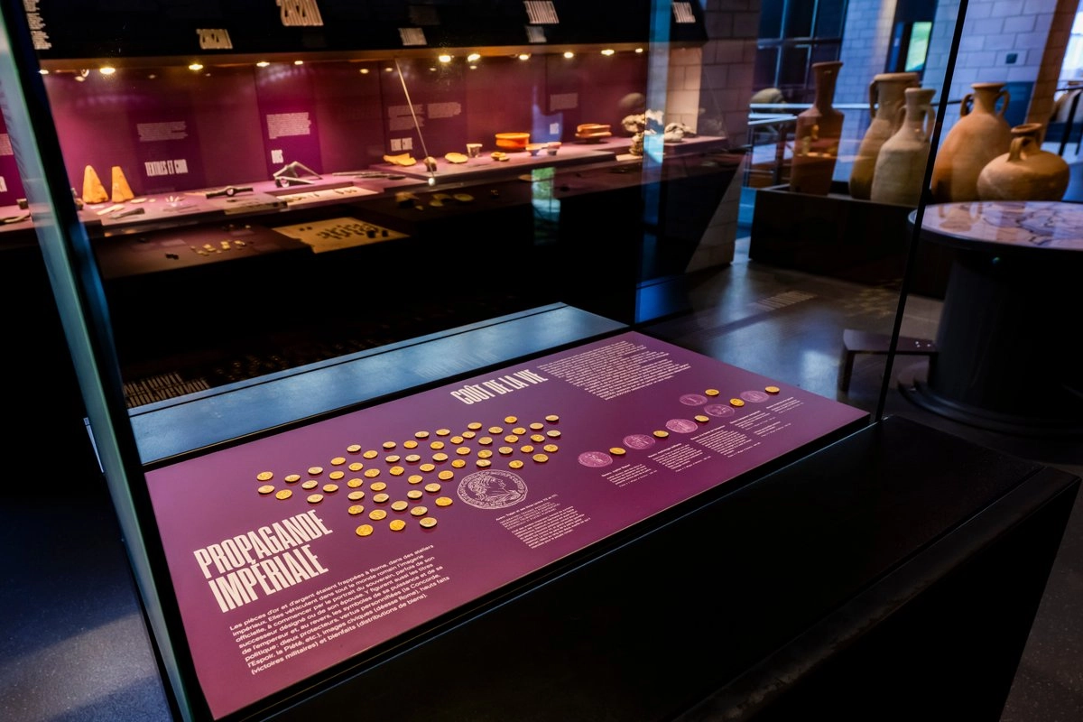 Vista de la exposición permanente del Museo Romano de Lausana, Suiza. 