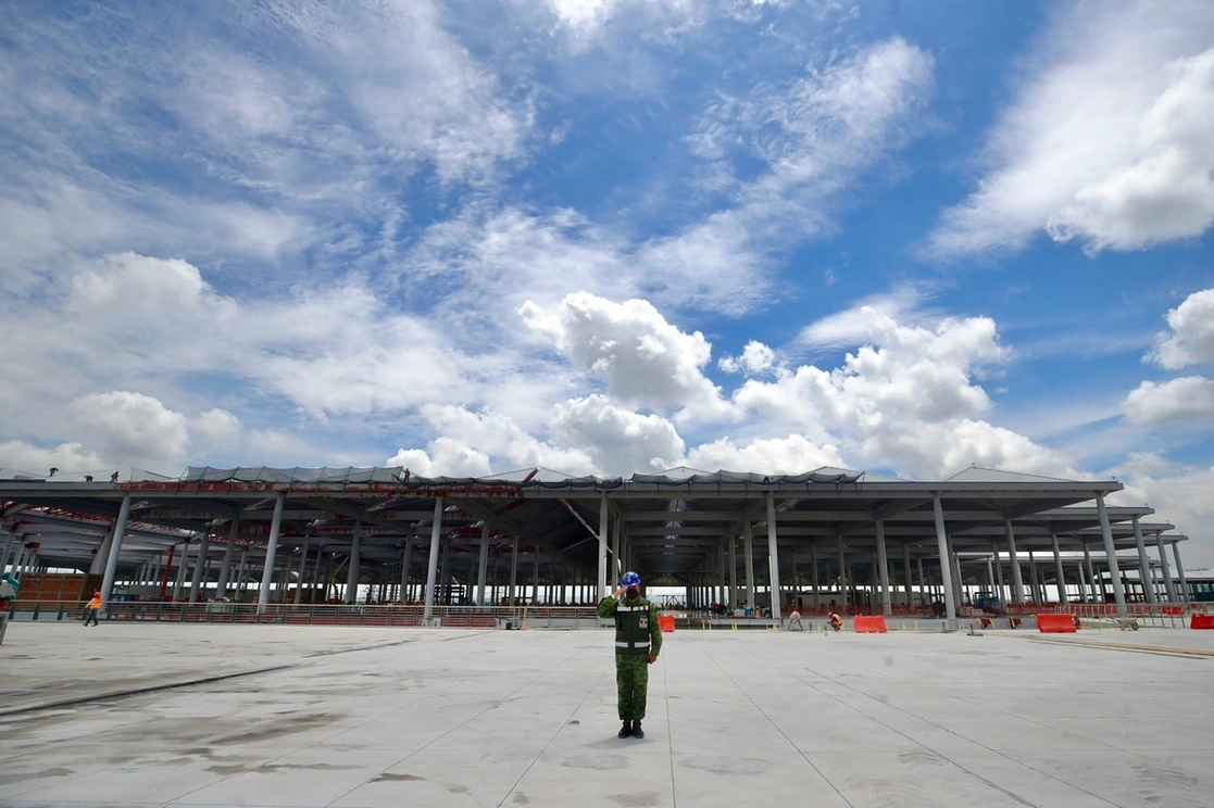 Obras en el Aeropuerto Internacional Felipe Ángeles. Foto Luis Castillo / Archivo