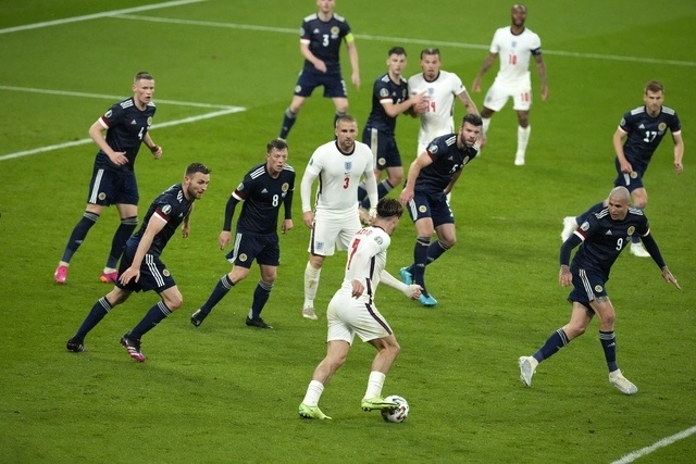 Partido del grupo D de la Eurocopa entre Inglaterra y Escocia, en el estadio de Wembley. Foto Ap / Archivo