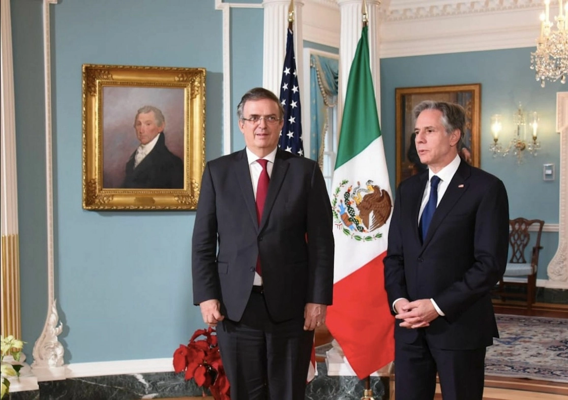 El canciller Marcelo Ebrard y su homólogo estadunidense, Antony Blinken, durante un encuentro en diciembre pasado, en Washington. Foto Cuartoscuro / Archivo 