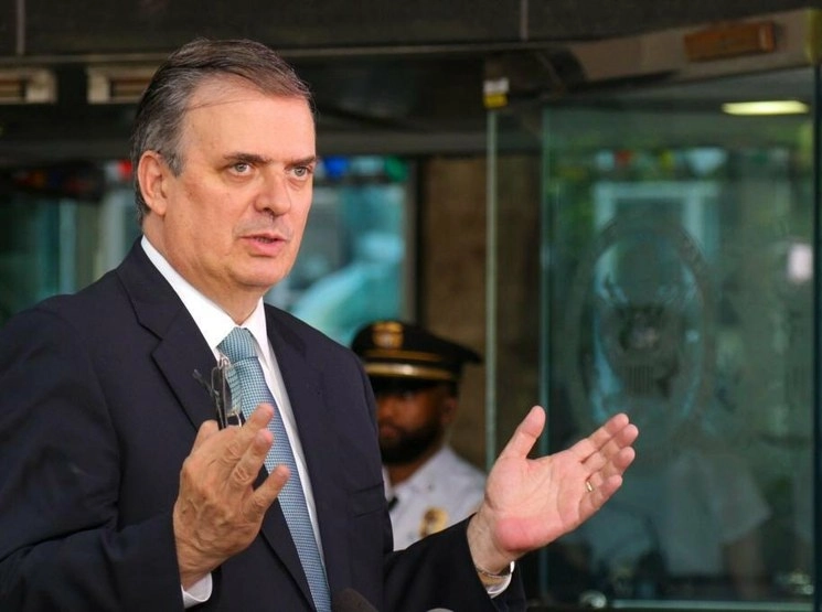 El canciller Marcelo Ebrard en declaraciones a la prensa desde Washington, en junio pasado. Imagen tomada de @SRE_mx

